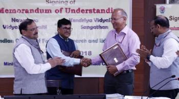 ICFRE Signs  MoU with Navodaya Vidyalaya Samiti and Kendriya Vidyalaya Sangathan on 15th October, 2018 at MoEF&CC, New Delhi 